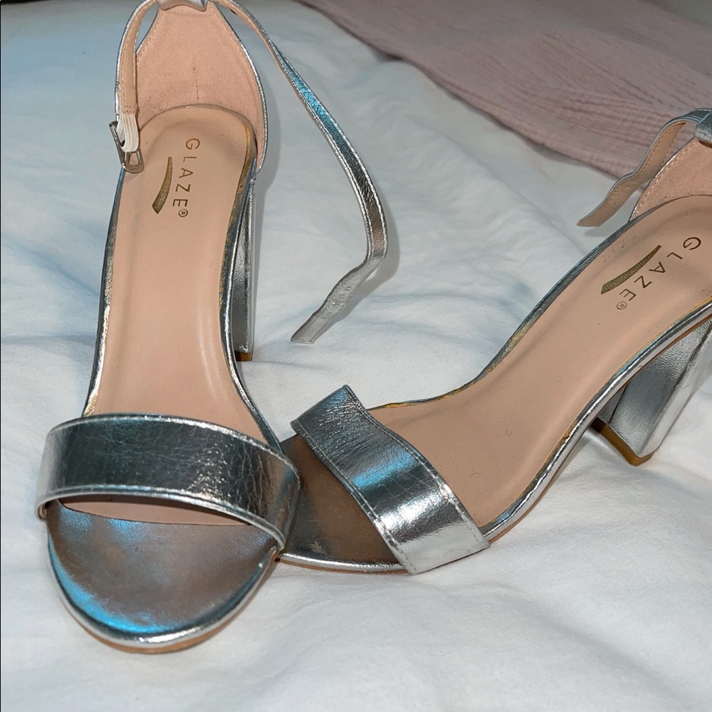 Size 7 Silver Heels